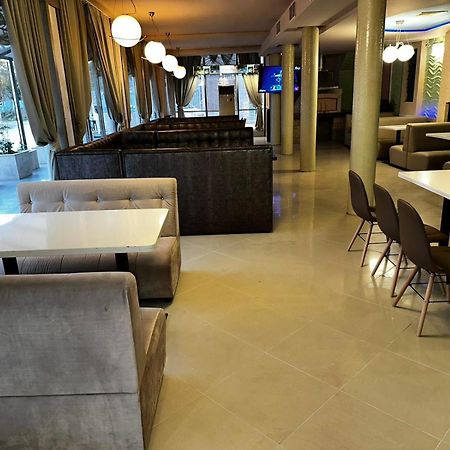 Apartments Devora 1 & Bar & Restaurant Warna Zewnętrze zdjęcie