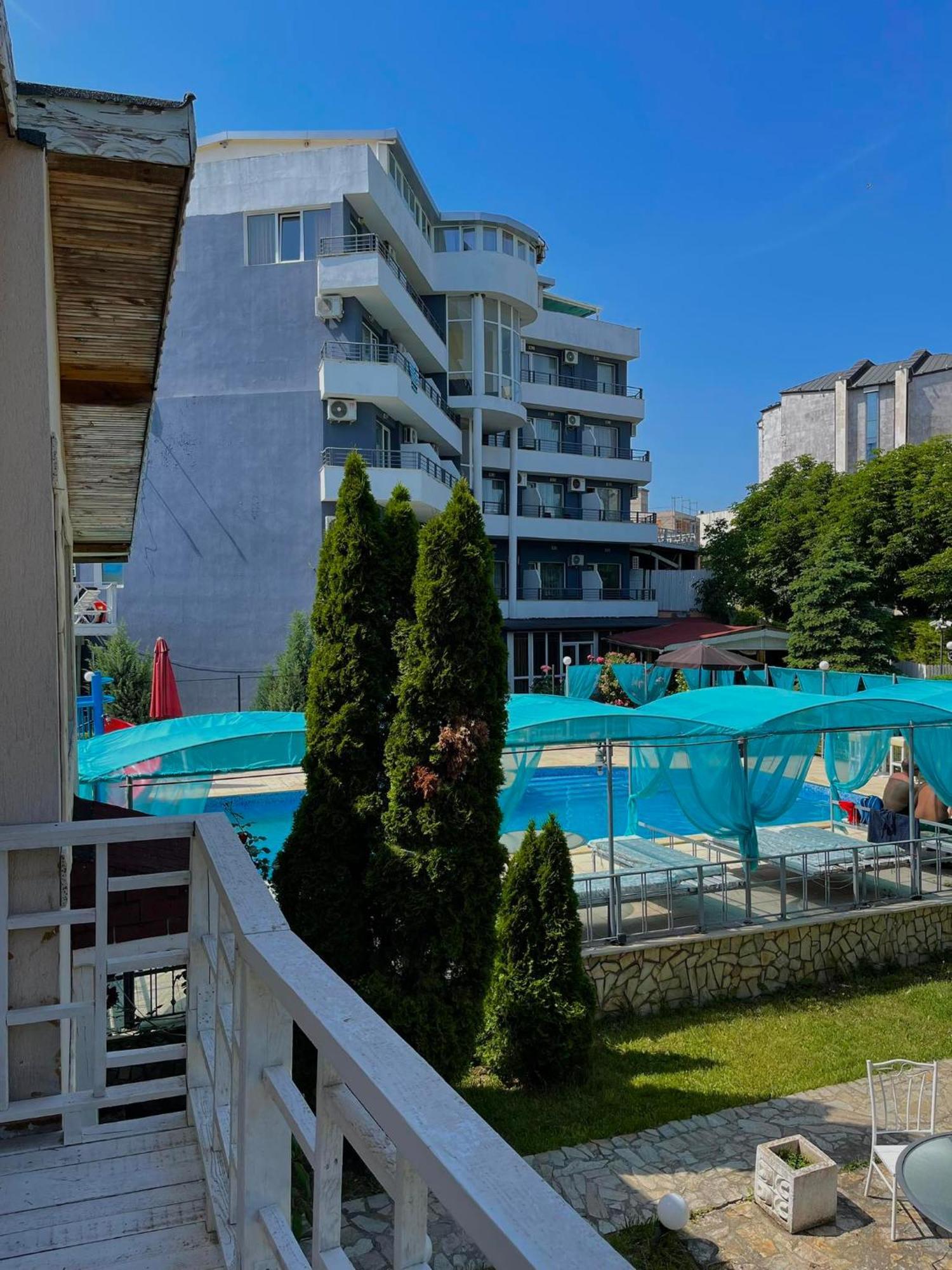 Apartments Devora 1 & Bar & Restaurant Warna Zewnętrze zdjęcie