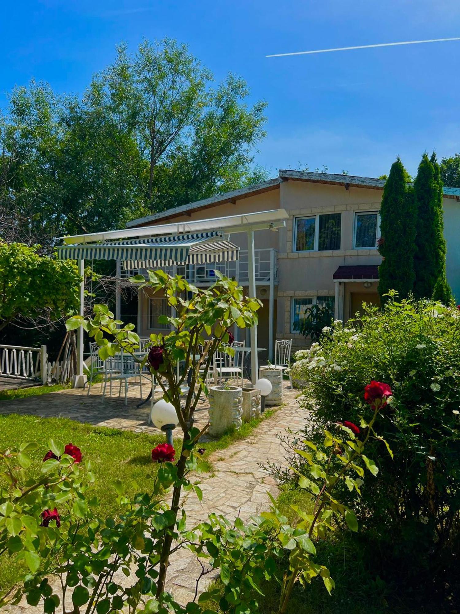 Apartments Devora 1 & Bar & Restaurant Warna Zewnętrze zdjęcie